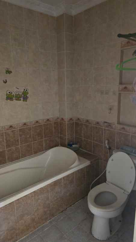 jual rumah mutiara taman palem cengkareng jak bar