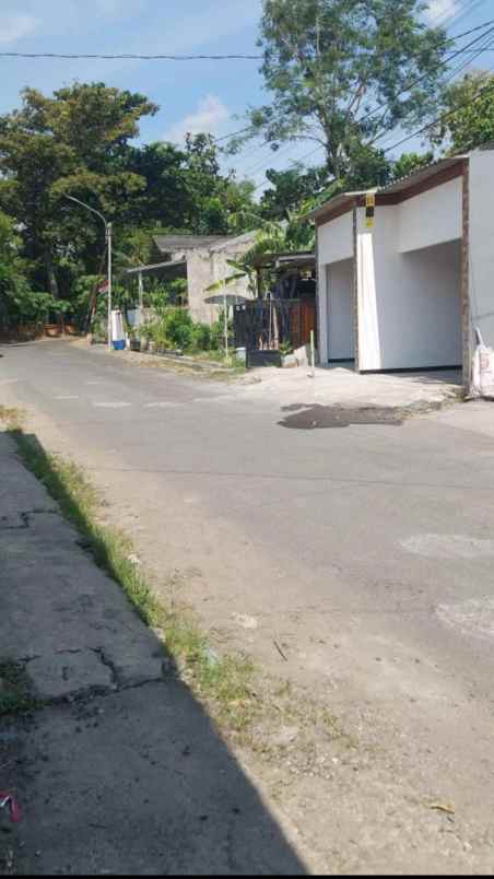 jual rumah posisi hook di klipang tembalang semarang