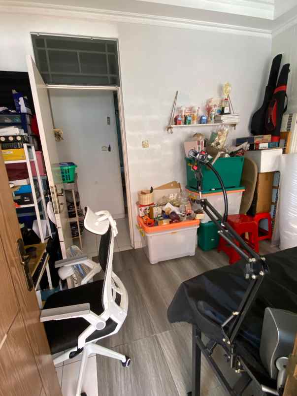 jual rumah taman palem lestari jak bar