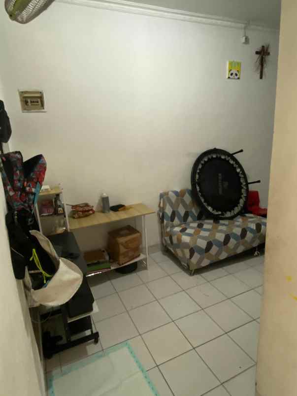 jual rumah taman palem lestari jak bar