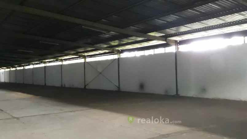 komersial ujung berung