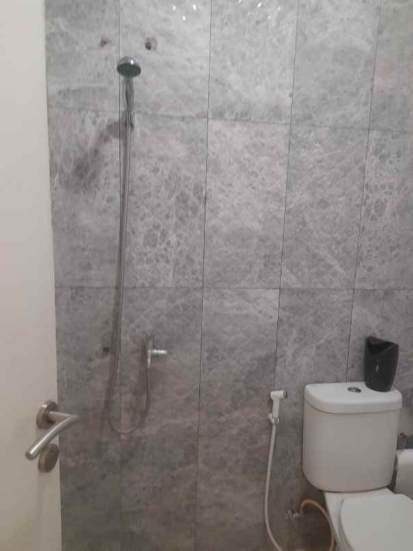 lingkungan tenang dan nyaman