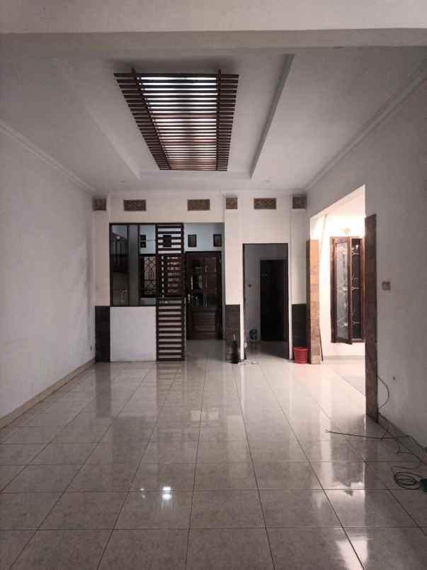 mega deal villa melati mas posisi bagus siap huni