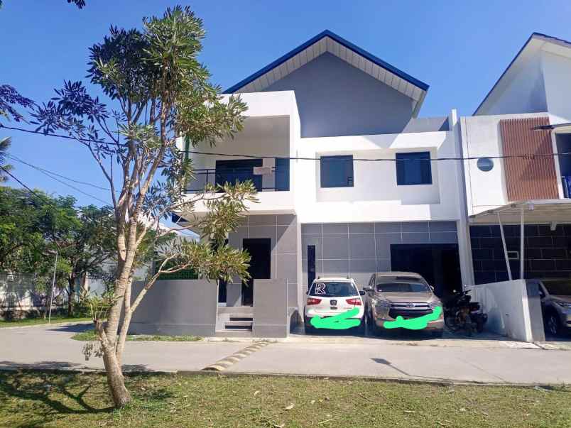 mewah rumah hook 2 lantai dekat pemkab bandung soreang