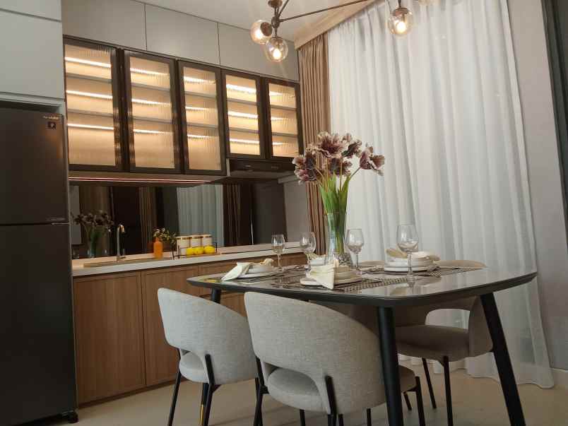 promo rumah mewah 3 lantai di cilandak jakarta selatan