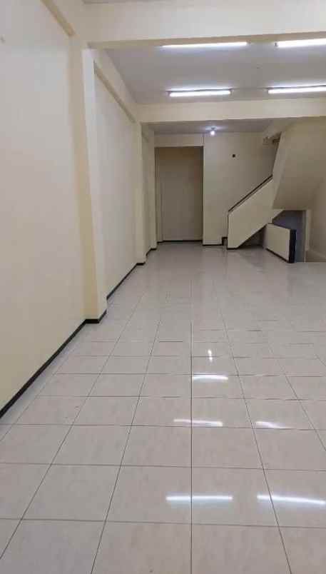 ruko 3 5 lantai nol jalan lokasi ngagel surabaya nego
