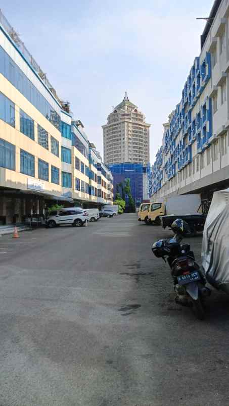 ruko 4 lantai di kompleks gading bukit indah
