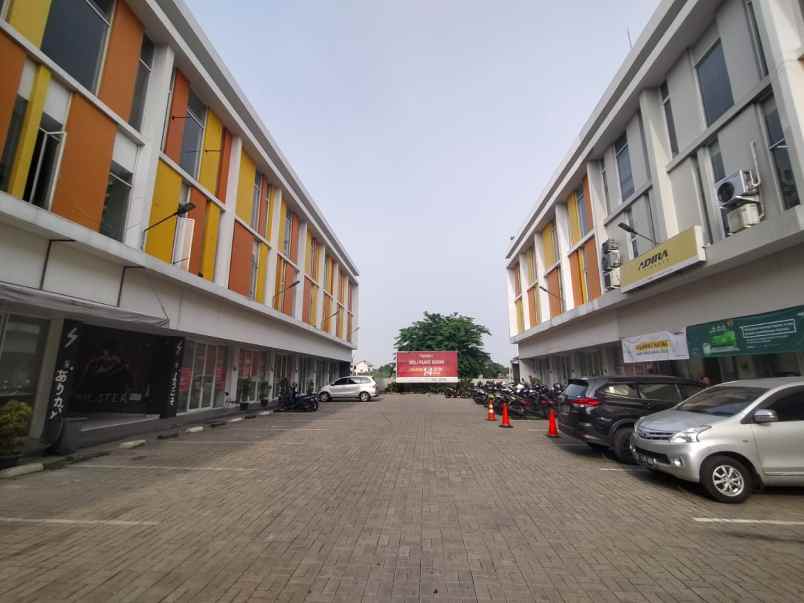 ruko lot 3 lantai siap huni ciputat tangerang selatan