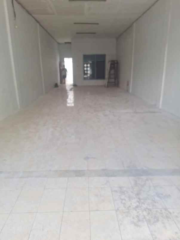 ruko ngagel nol jalan traffic padat cocok untuk usaha