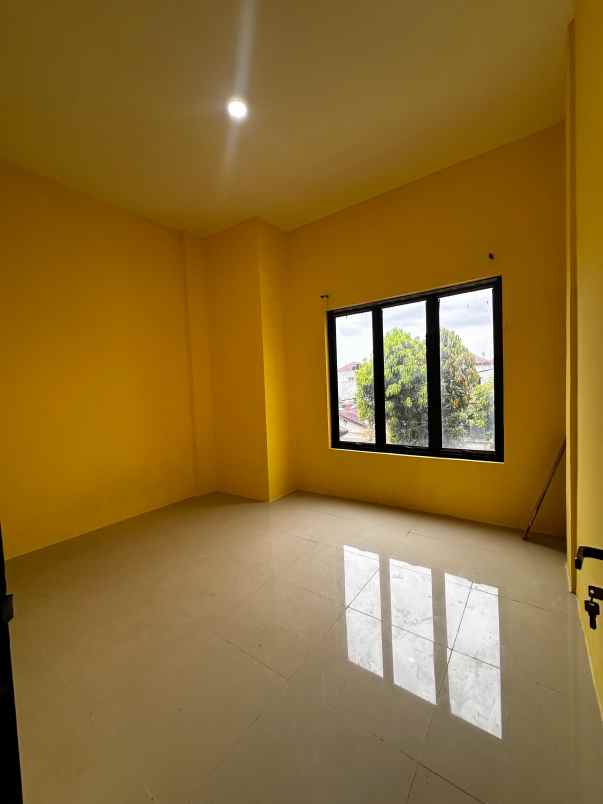 rumah 2 lt dijual cepat medan helvetia