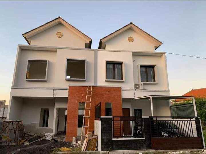 rumah 656p 884 vi jl danau