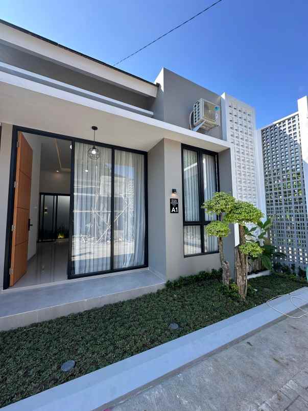 rumah bagus siap huni dekat pemda sleman yogyakarta