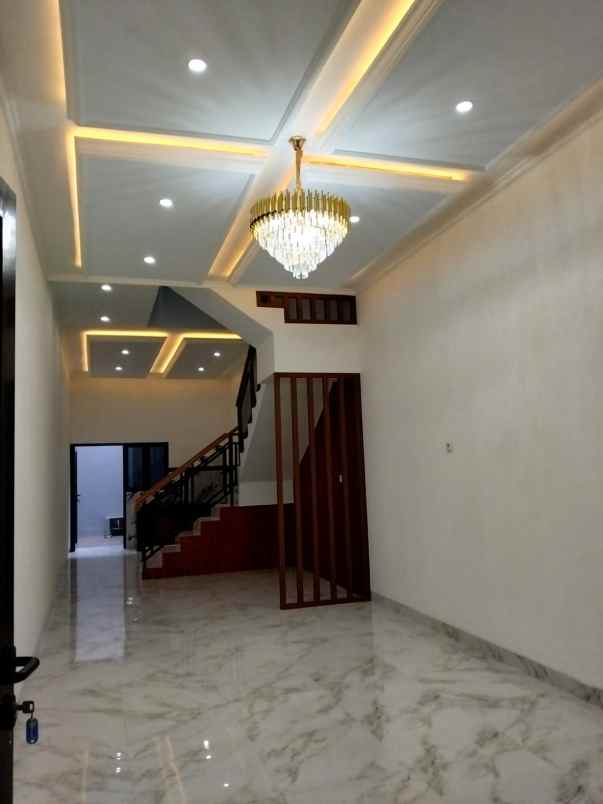 rumah baru daerah kemayoran jakarta pusat