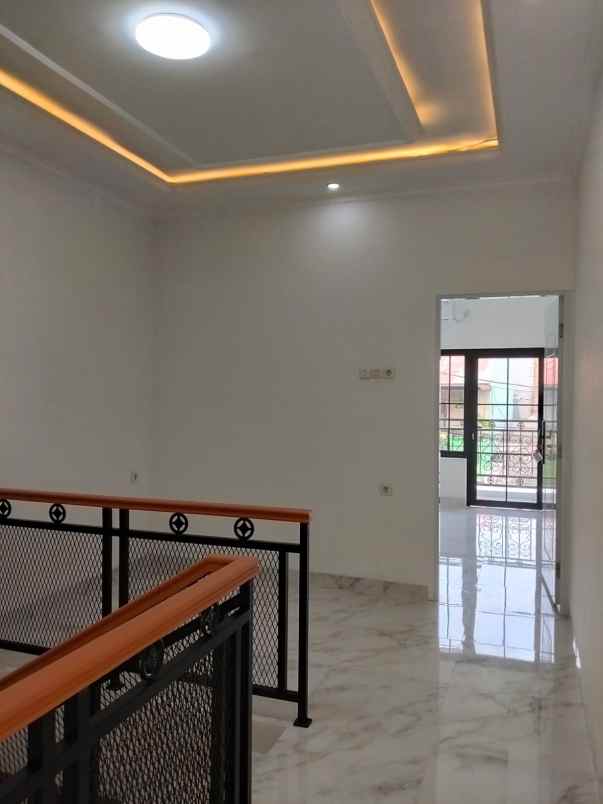 rumah baru daerah kemayoran jakarta pusat
