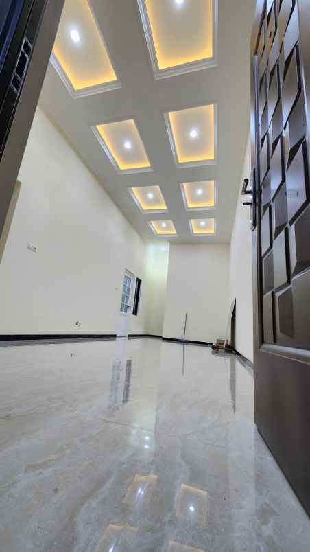 rumah baru siap huni nempel jalan aspal shm ready