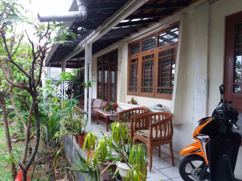 rumah bukit dago