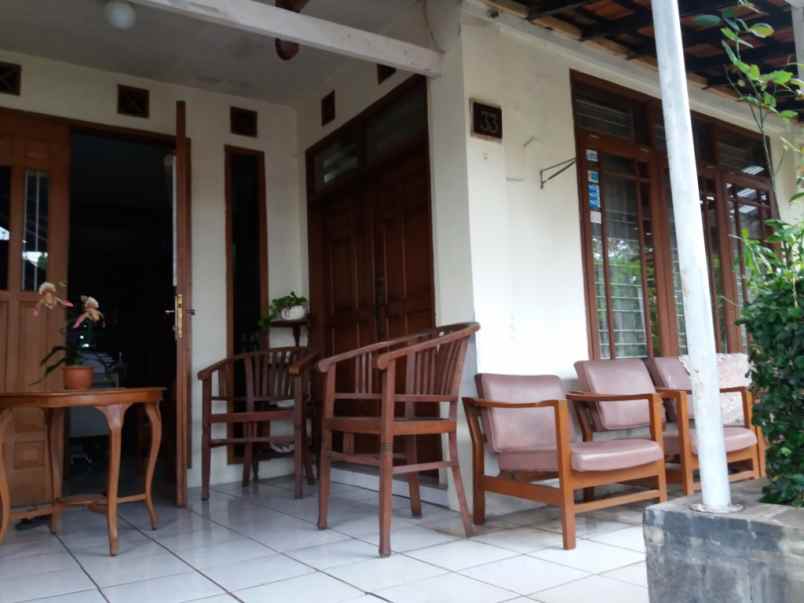 rumah bukit dago
