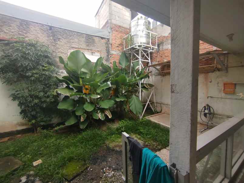 rumah dekat mall di prima harapan regency bekasi utara