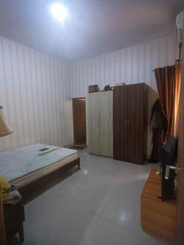 rumah dijalan moh kahfi dijual cepat