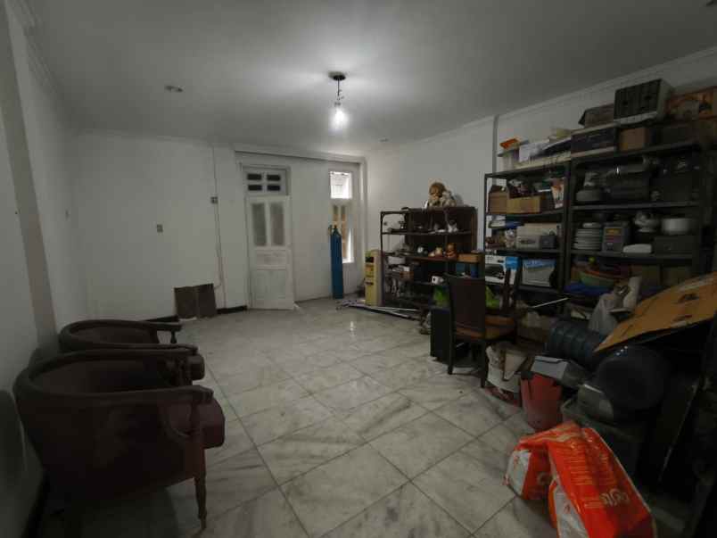 rumah disewakan di menteng dalam