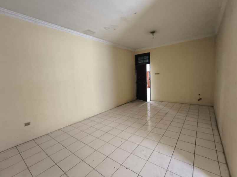 rumah disewakan di menteng dalam