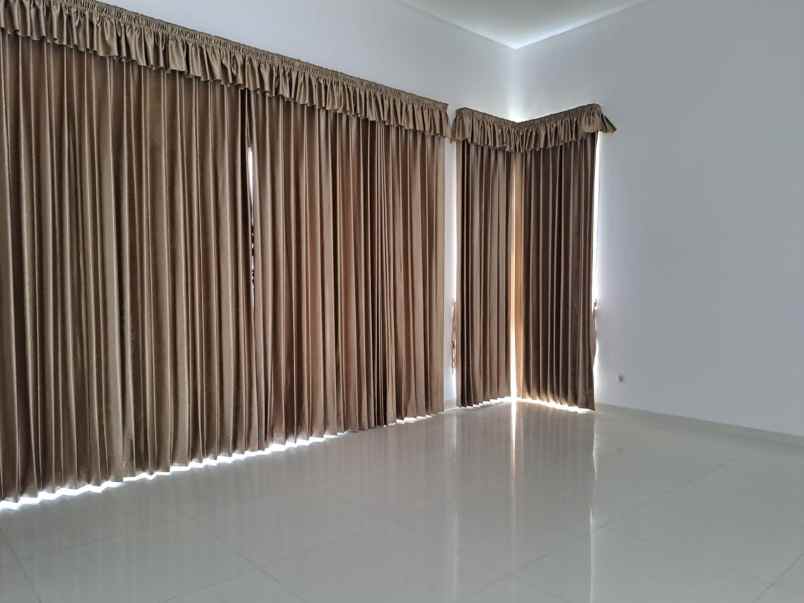 rumah galaxy bumi permai service area terpisah