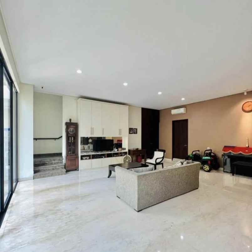 rumah graha natura murah lt 432m