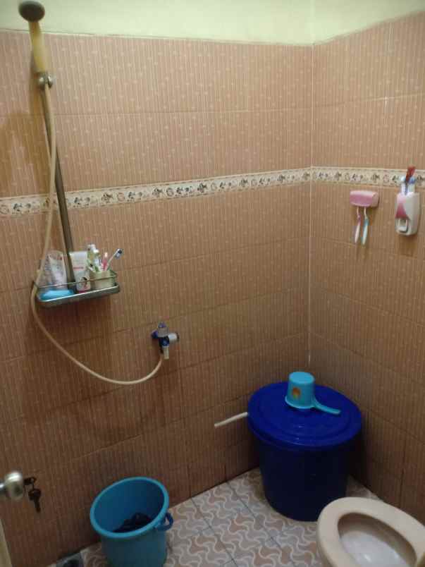 rumah hook bebas banjir harga 2m dekat grand galaxy