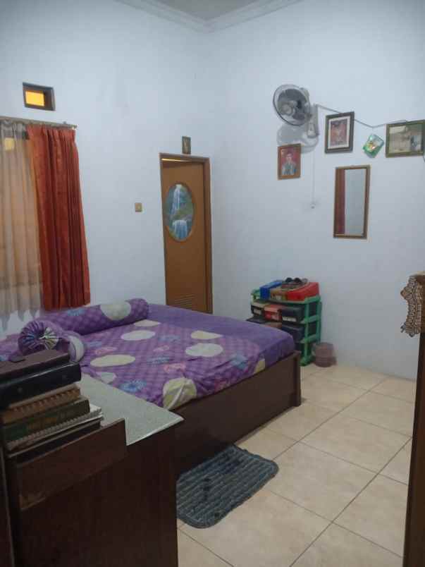 rumah hook bebas banjir harga 2m dekat grand galaxy
