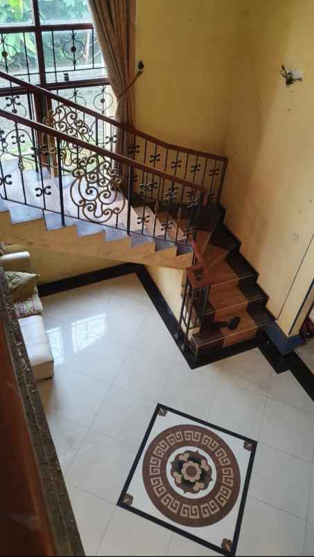 rumah hook di graha mutiara jatimulya bekasi timur