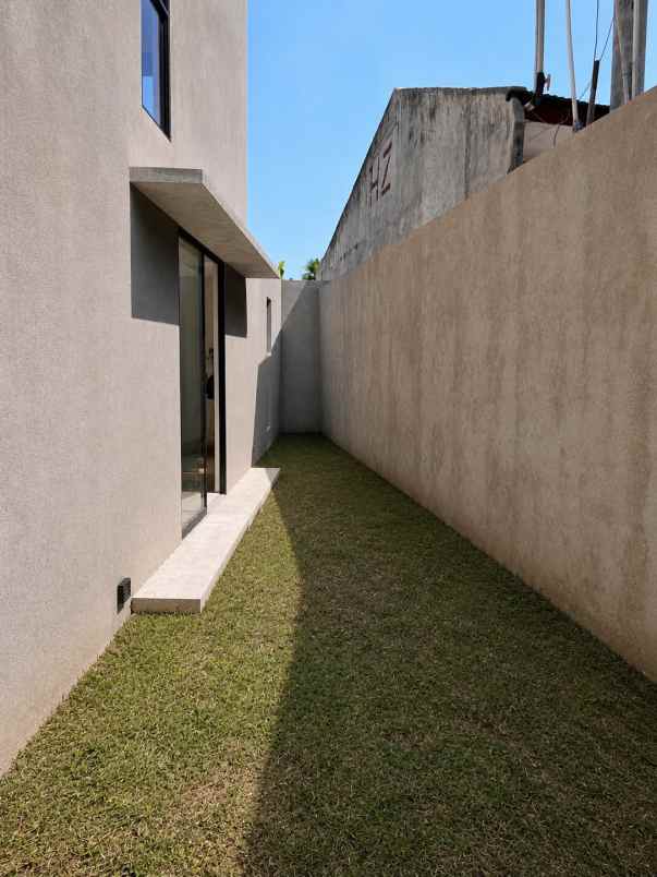 rumah hunian baru di sudut paradesa cibubur
