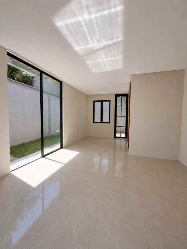 rumah hunian baru di sudut paradesa cibubur