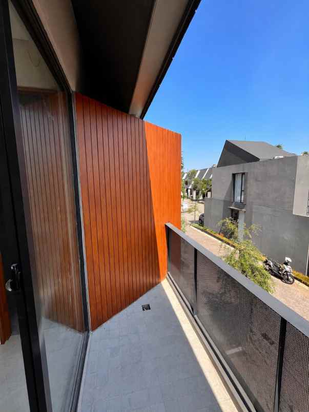 rumah hunian baru di sudut paradesa cibubur