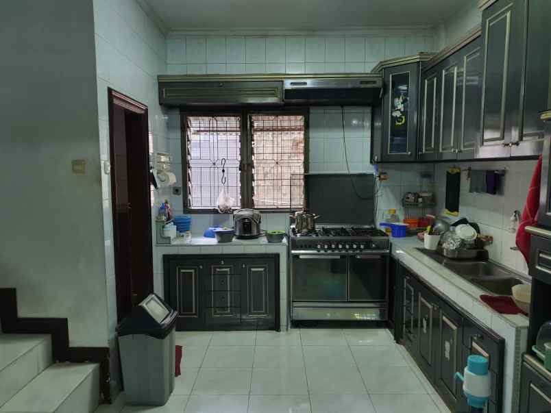 rumah jl garuda kemayoran