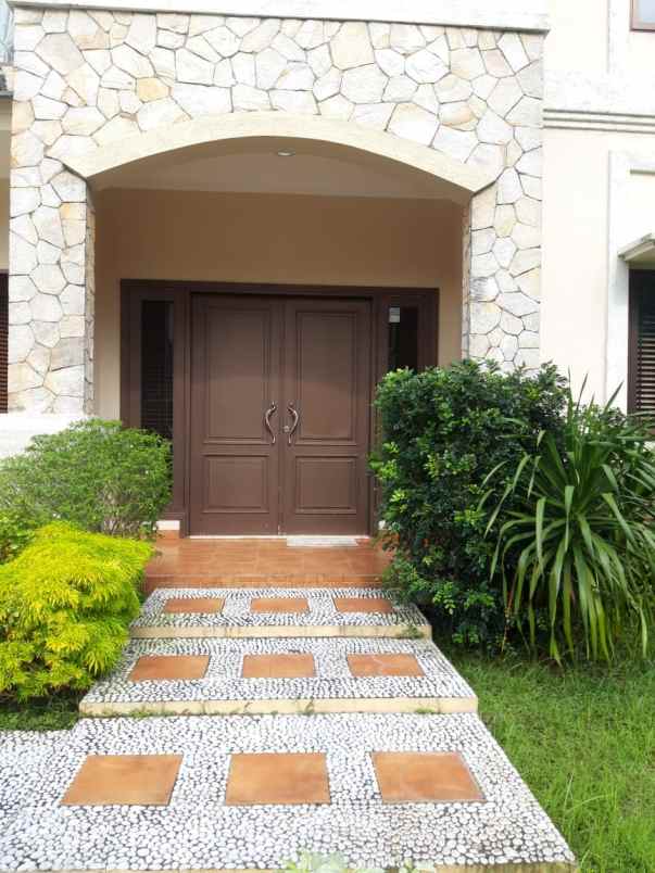 rumah jl limo raya cinere depok