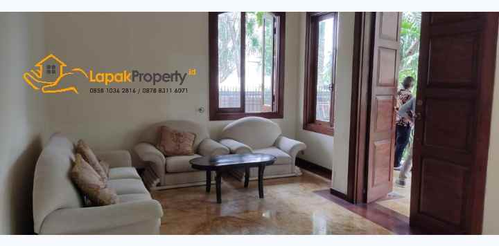 rumah jl patra kuningan setia