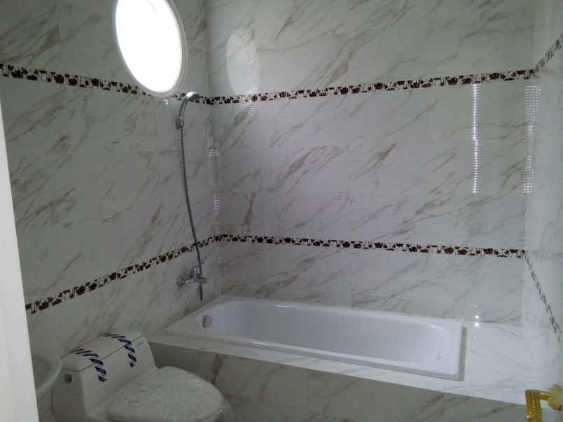 rumah kampung melayu jakarta