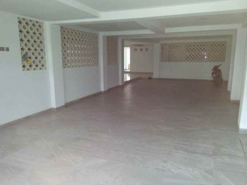 rumah kampung melayu jakarta