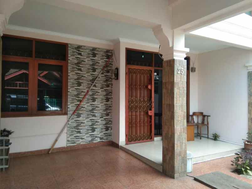 rumah komplek pondok mas 7 menit tol baros 2 lantai