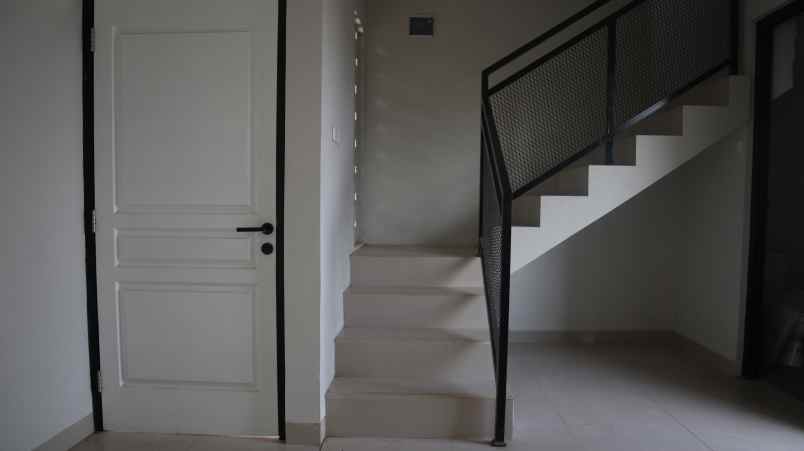 rumah lantai 2 dijual tanpa dp padasuka bandung