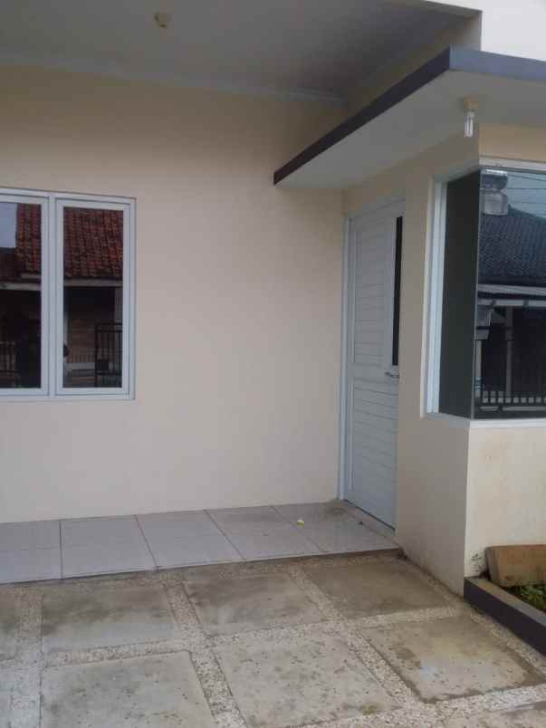 rumah mampang pancoran mas depok