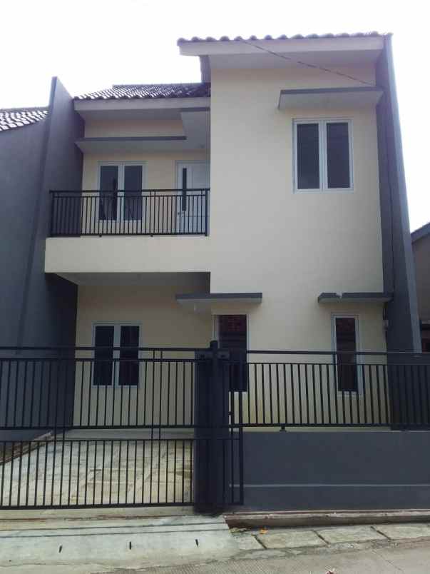 rumah mampang pancoran mas depok