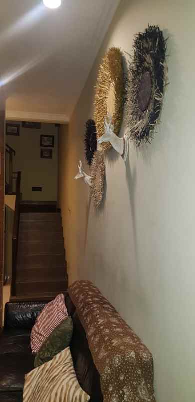 rumah mewah di jl mokmer jakarta pusat