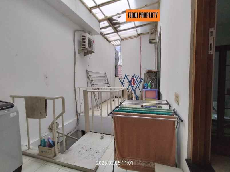 rumah mewah siap huni raffles hills cibubur