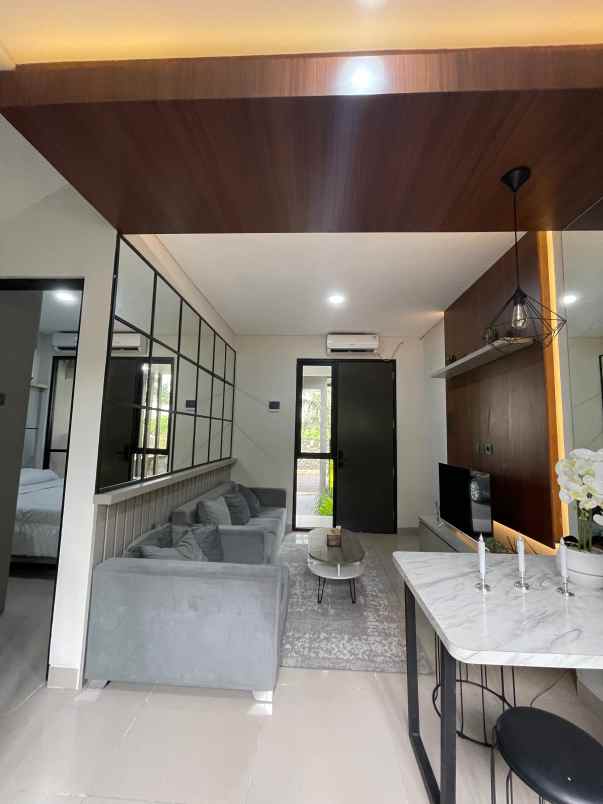 rumah modern tropis asri dekat kampus ipb