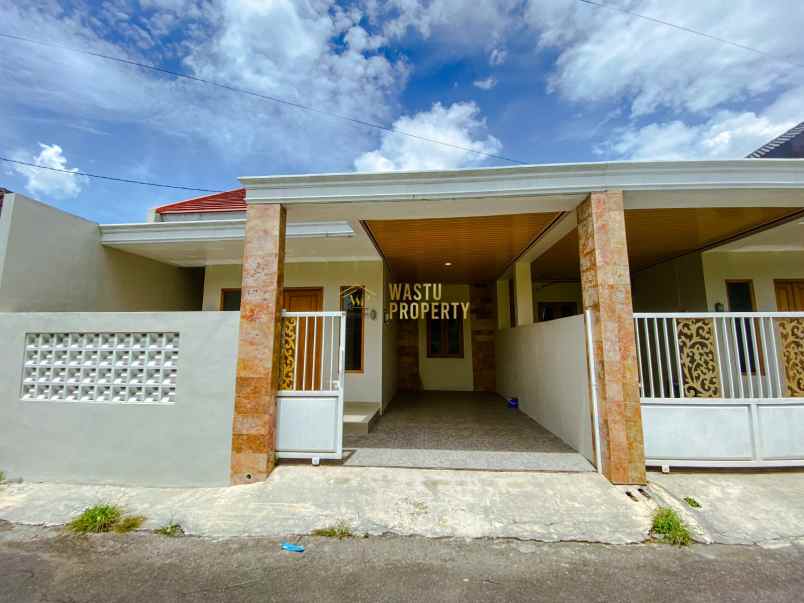 rumah murah bonus kitchen set di ngemplak sleman