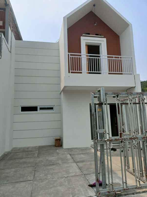 rumah murah dijual dua lantai cimahi azzura residence