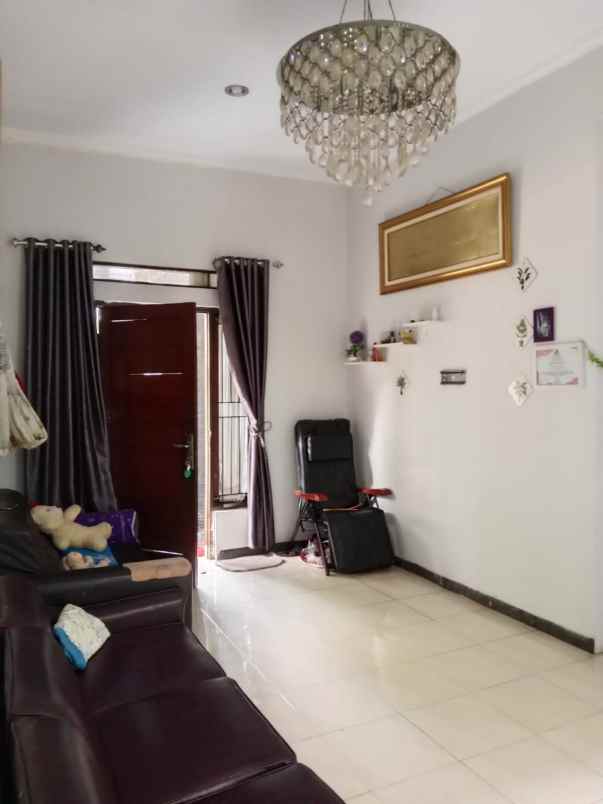 rumah murah siap huni dalam cluster di jatimakmur