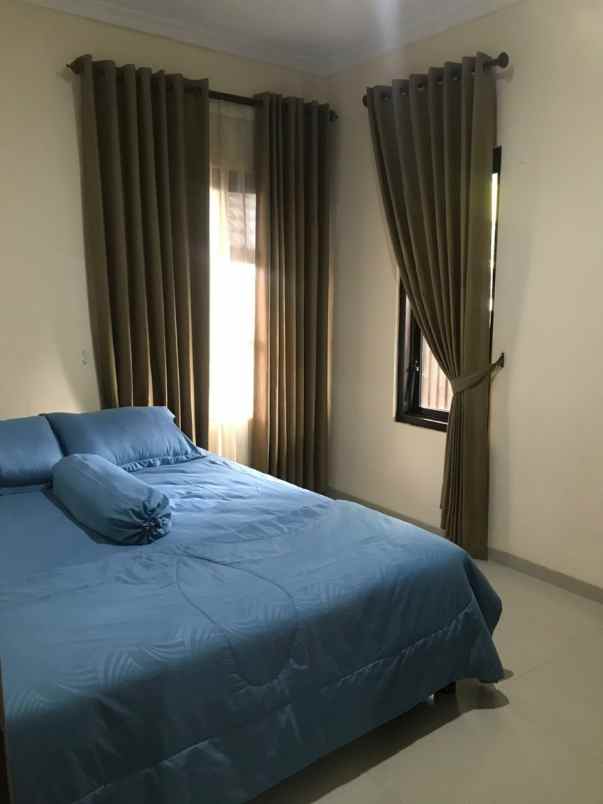 rumah nyaman cocok untuk villa di oro oro ombo batu