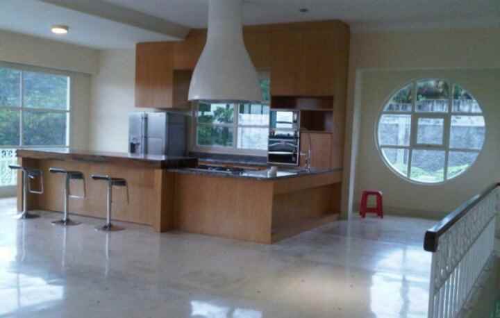 rumah parahyangan golf sentul city